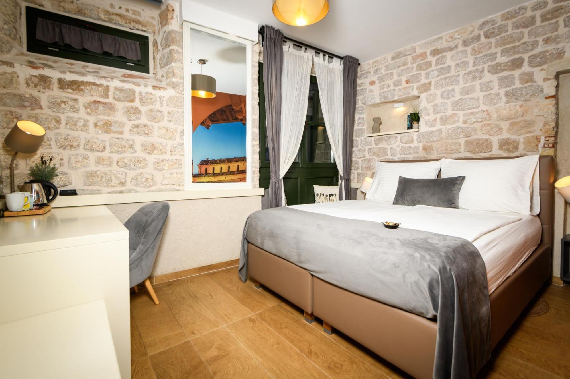 Fenice Palace Sibenik Exterior photo